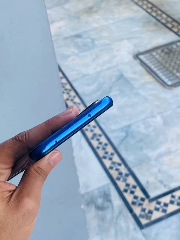 Redmi Note 8 4/64 Dual sim  Pta Approved With box 7