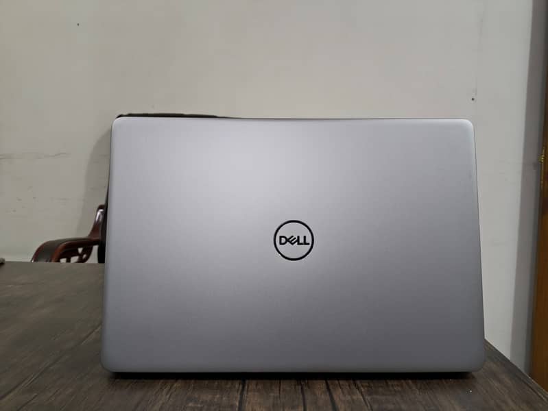 Dell Vostro 5370 Core i5 8th Gen 8GB RAM 256GB SSD 0