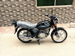 Suzuki GS 150 SE 2022 model 8200 km driven only like new bike