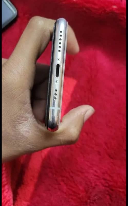 I phone xs 64gb factory unlock non pta 1