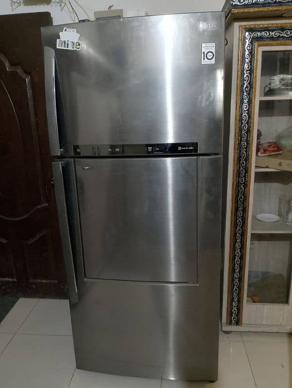 hello I'm selling my LG inverter refrigerator 7