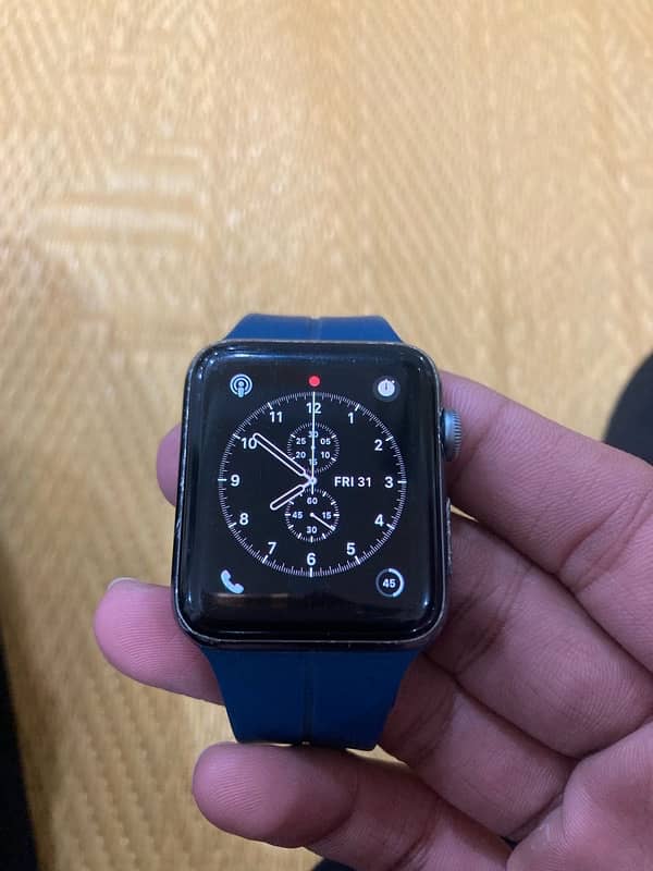 Apple Watch series 3 42mm 0