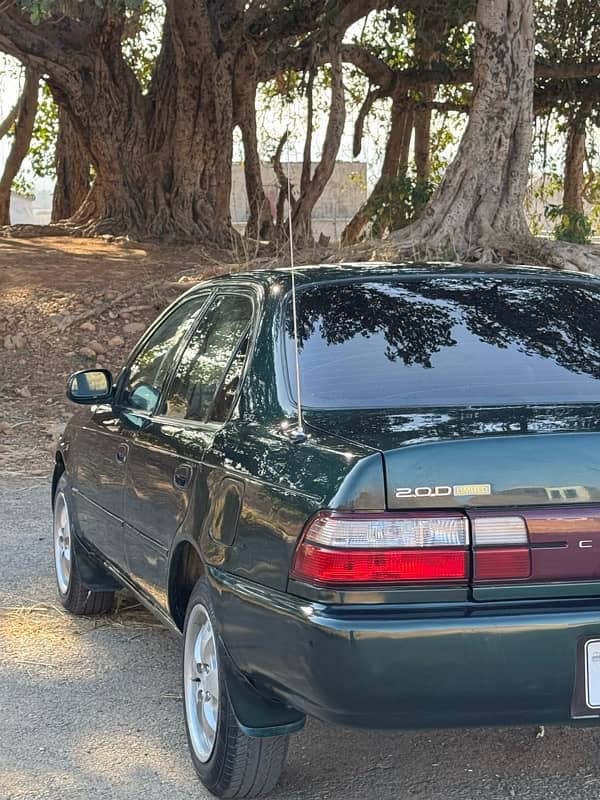 Toyota Corolla 2.0 D 2000 limited 4