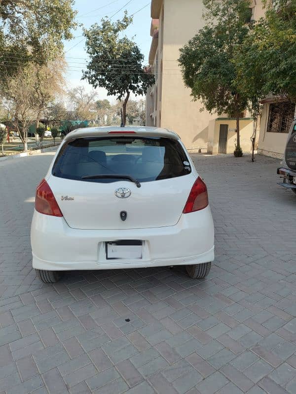 Toyota Vitz 2006 3