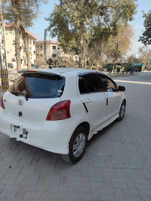 Toyota Vitz 2006 4