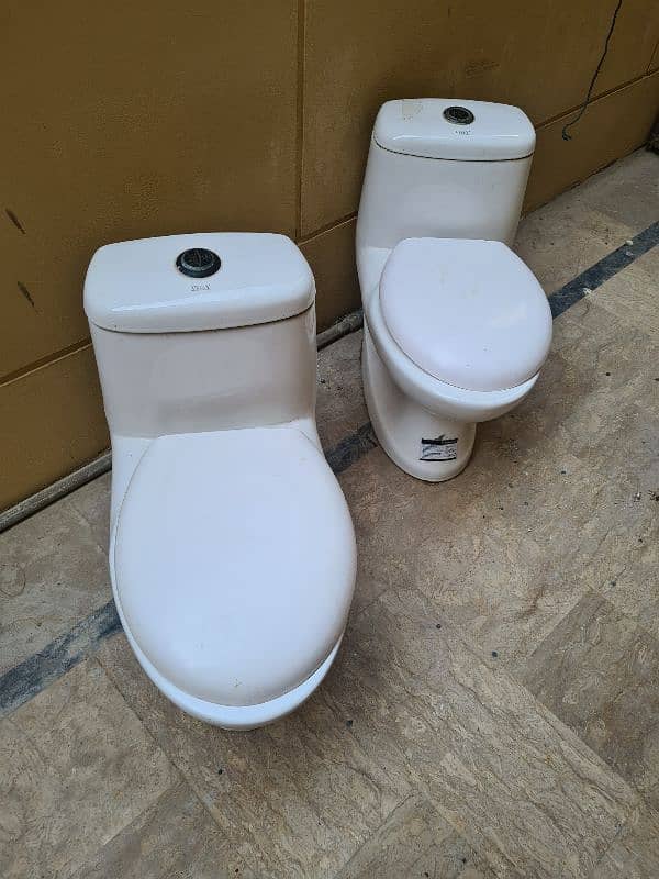 Toilet Commodes 3