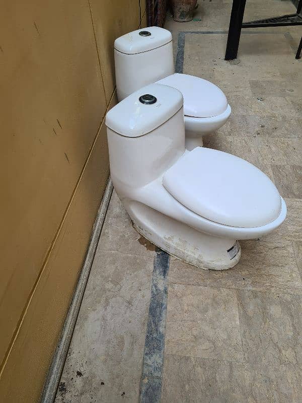 Toilet Commodes 4