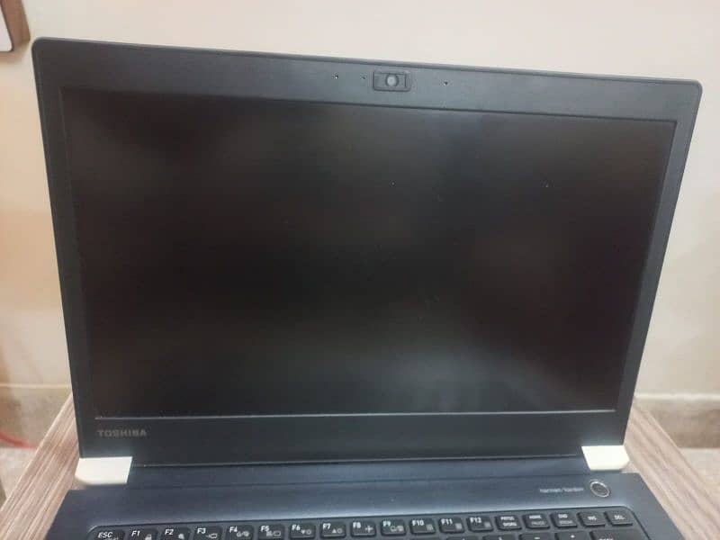 Toshiba Portege X30-E Touch Screen 1