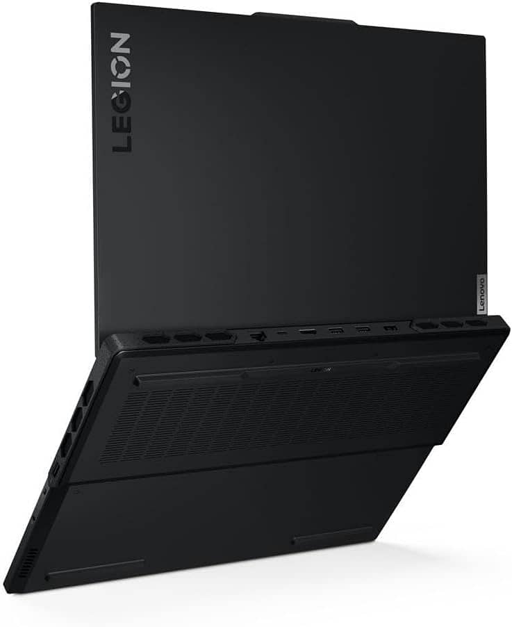 Lenovo Legion Pro 7  Core i9 13th Gen 32GB/1TB RTX 4090 New 8