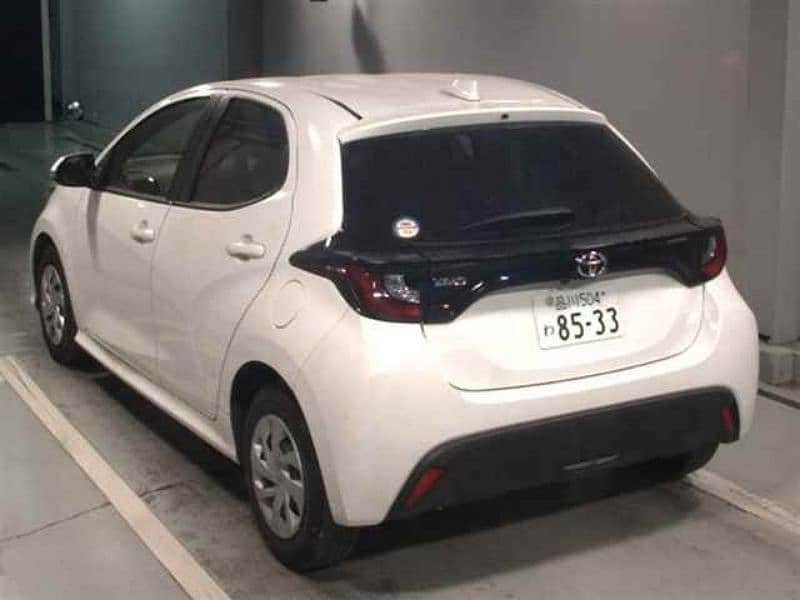 Toyota Yaris X Hatchback 2022 model import 2025 4 Grade auction sheet 1