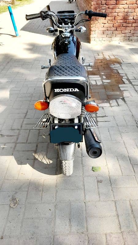 HONDA 125 SPECAL EDESHN 2