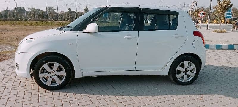 Suzuki Swift 2015 4