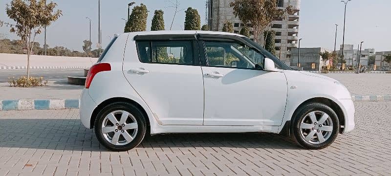 Suzuki Swift 2015 5