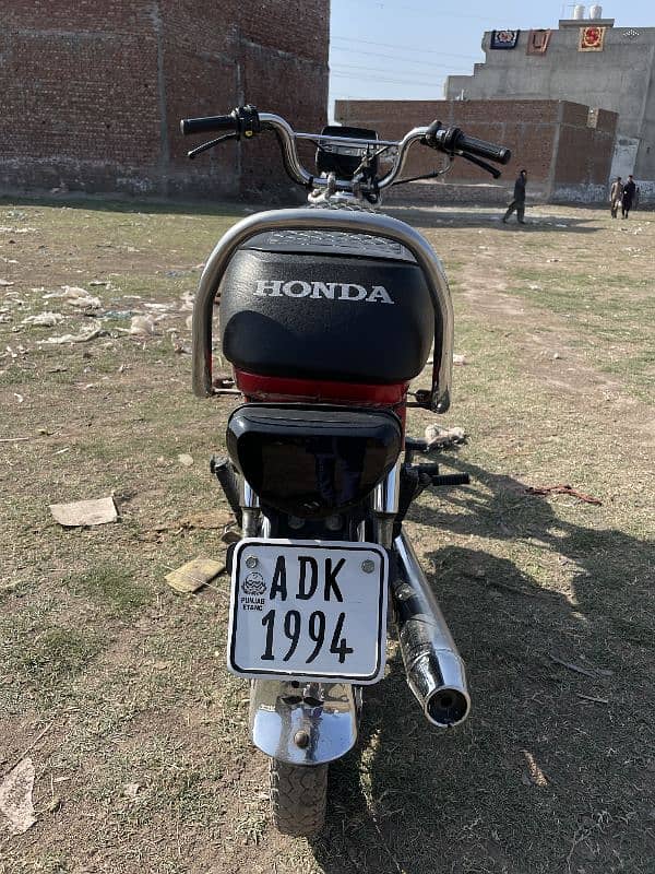 Honda CD 70 2020 3