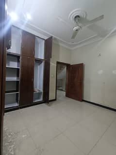 25 X 40 Upper Portion Available For Rent In G13