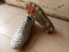 stud (football boots) new condition