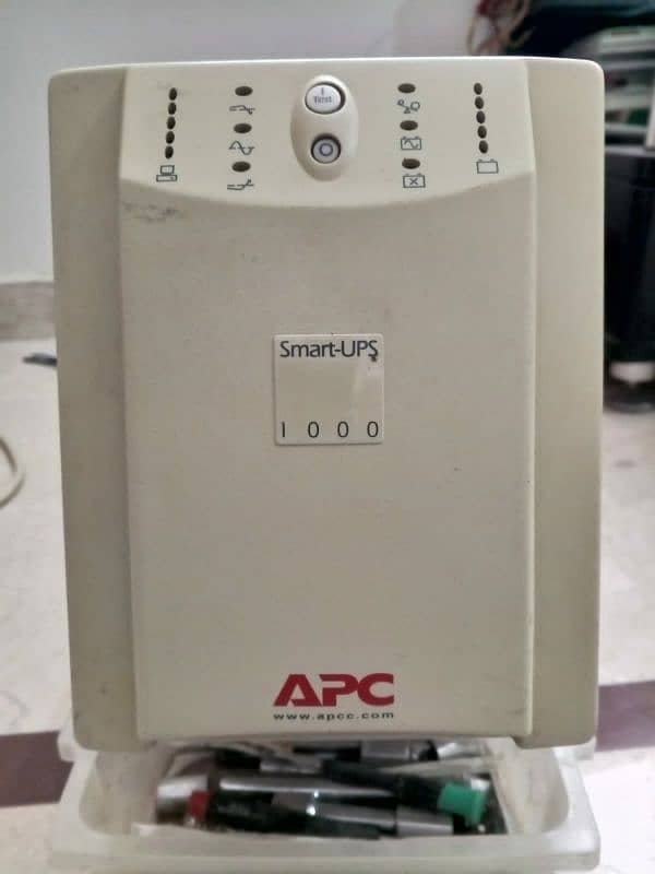 APC pure sign wave 1000 kva 0