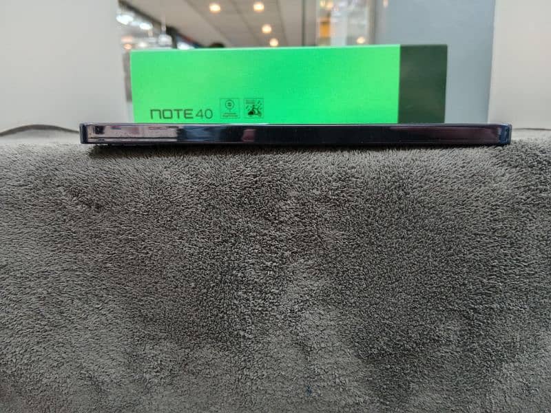 Infinix note 40 storage 8/256 condition 10/10 1