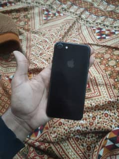 iphone 7 (128GB) official pta approved