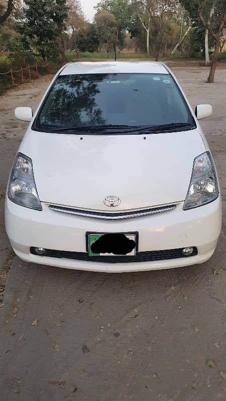 Toyota Prius 2012  ITS  A    GIFT  FOR PRIUS  LOVERS   100%  ORIGNAL 1