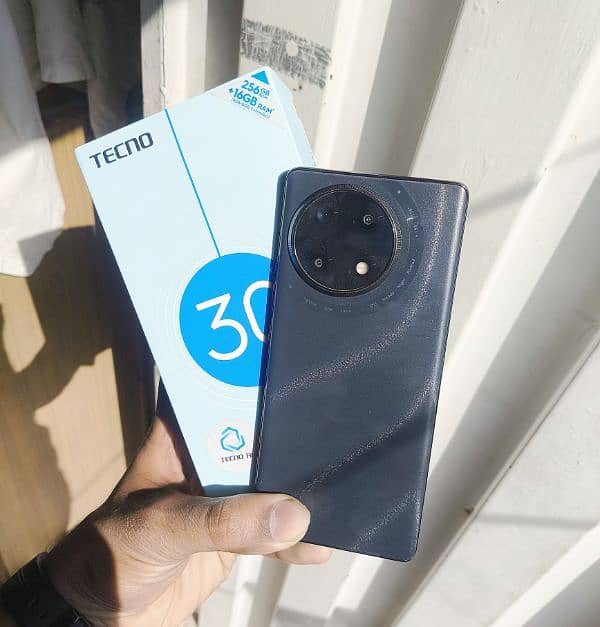 Tecno Camon 30s 0