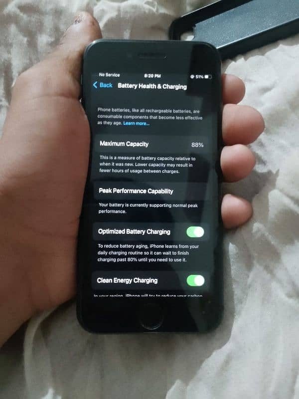 iphone 8 with good condition Non Pta . 5