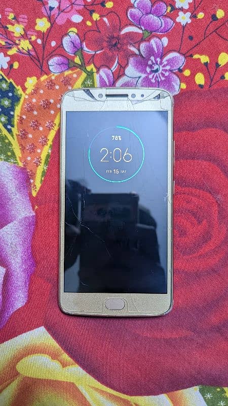 Moto E4 plus 7