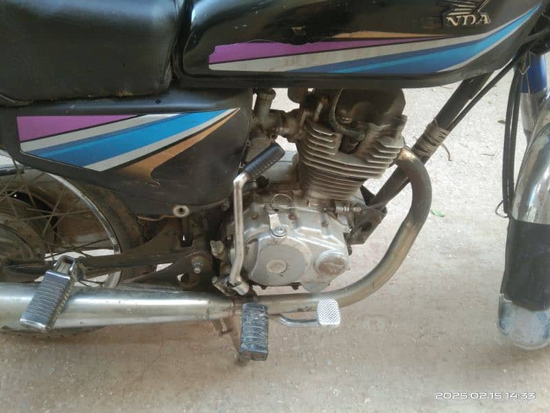 honda 125 2010 model Punjab Sialkot no for sale Whatsapp 03165776834 4