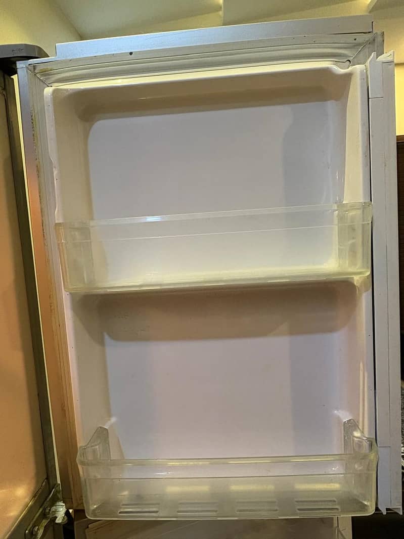 Hitachi French Door Refrigerator R-W660 2