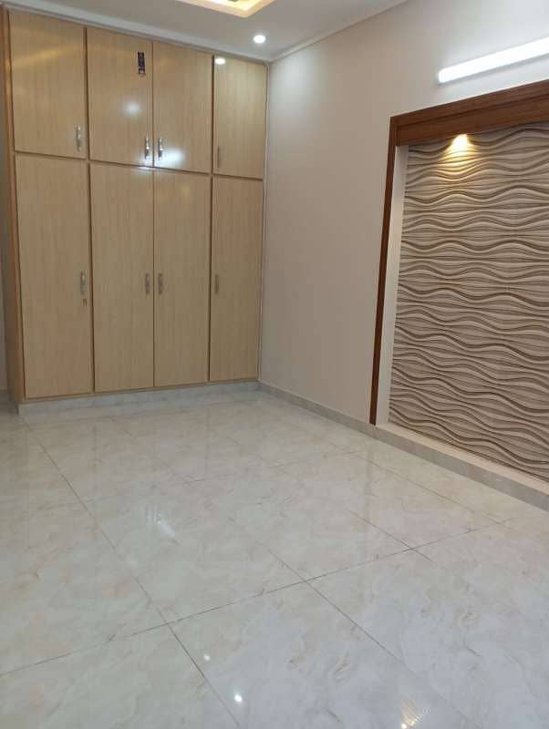 Size 30x60 Full House For Rent In G-13 3