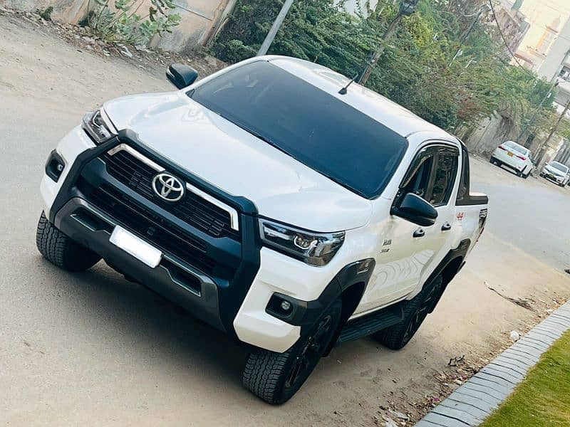 TOYOTA HILUX ROCCO MODEL REGISTERED 2023 INVOICE  2023 2