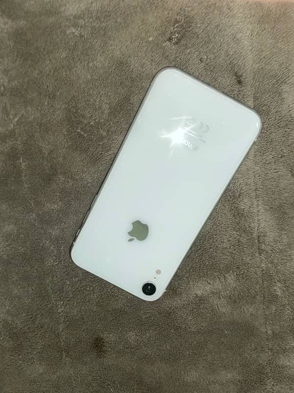 iPhone xr 64 gb 0