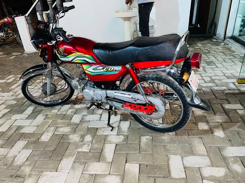 Honda CD 70CC 3