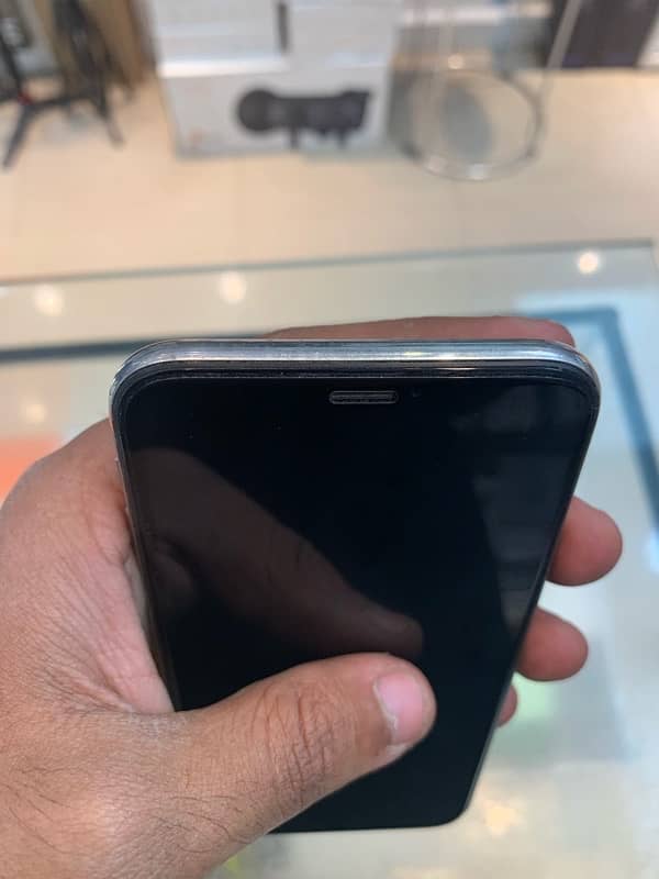 iPhone X 64 GB PTA Approved 3