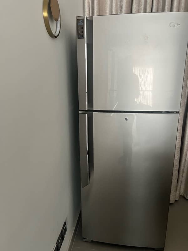 LG refrigerator 14 cuf 0