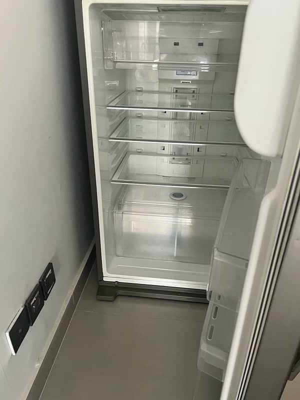 LG refrigerator 14 cuf 2