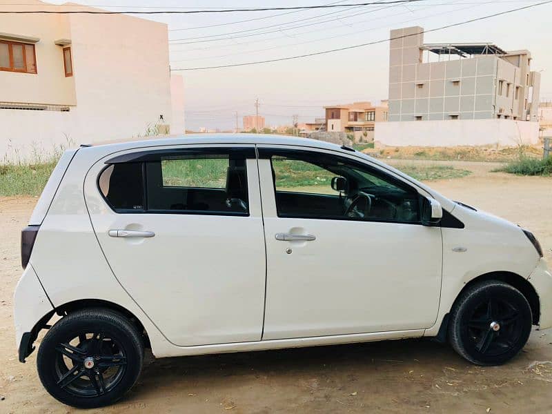 Daihatsu Mira 2014 4