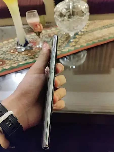 Samsung Note 8 4
