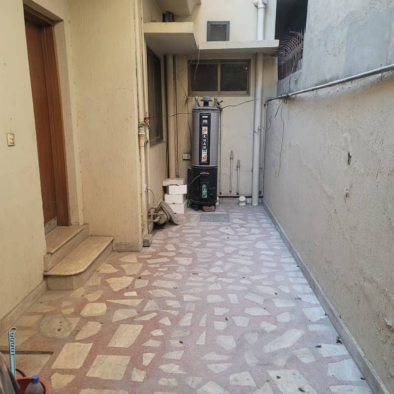 12 Marla Complete House For Rent In PIA Housing Scheme 21