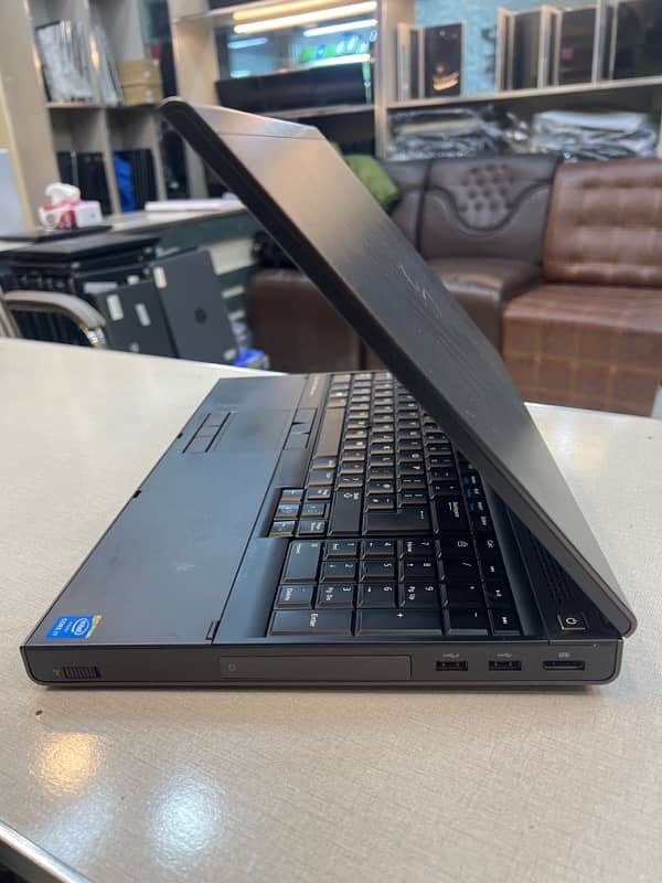 Dell Precision M4800 1