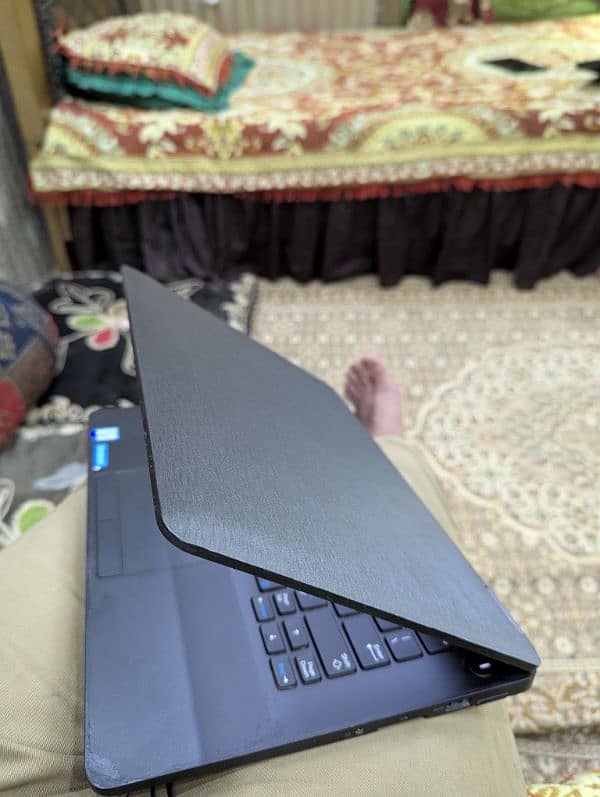 Dell laptop i5 6th generation 1