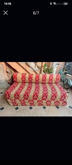 Sofa Cumbed for sale