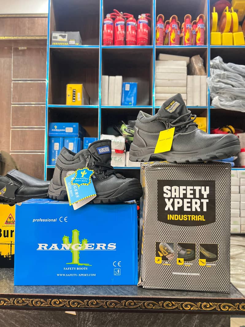 Safety shoes, imported and local ,worker shoes ,eng shoes ,USA,Chines 1