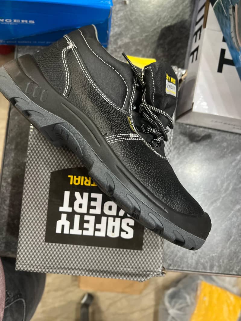 Safety shoes, imported and local ,worker shoes ,eng shoes ,USA,Chines 5