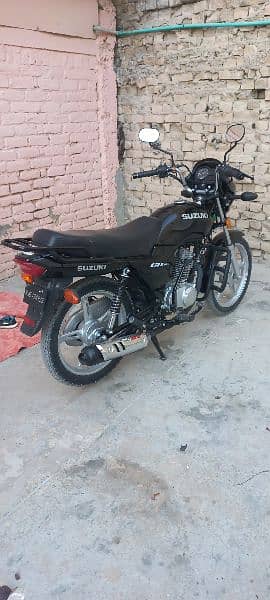 Suzuki GD 110s 7