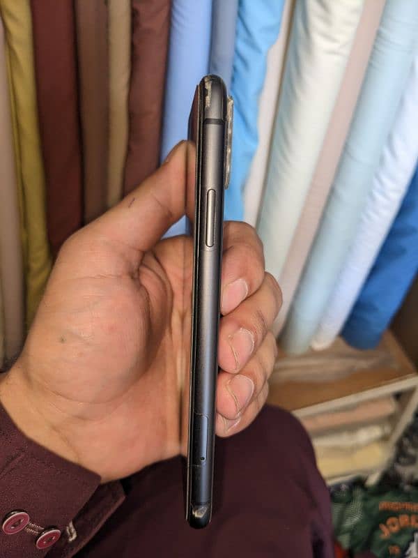 Iphone 11 non pta 3