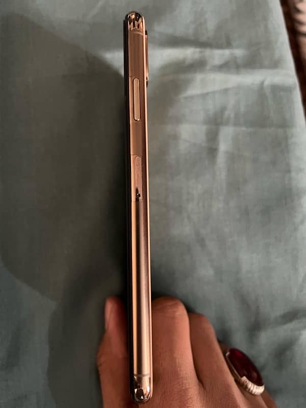 iphone XS max 256gb phy-dual pta approve 3