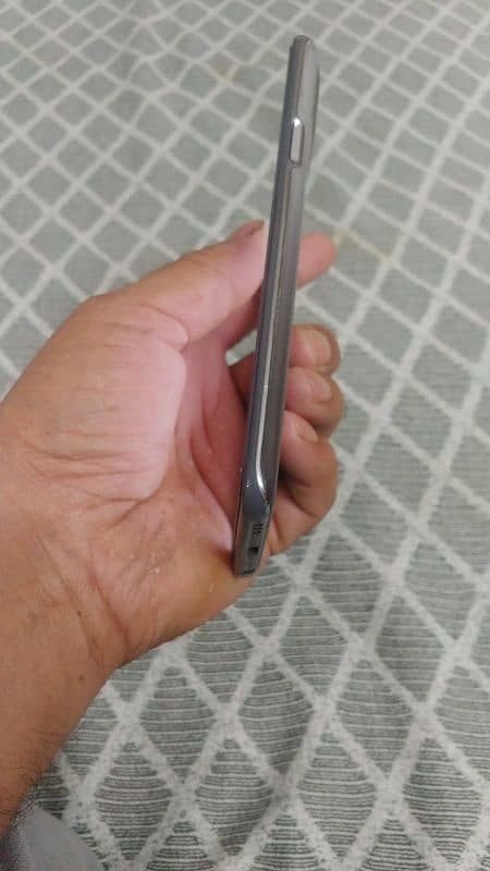 lg k83 4