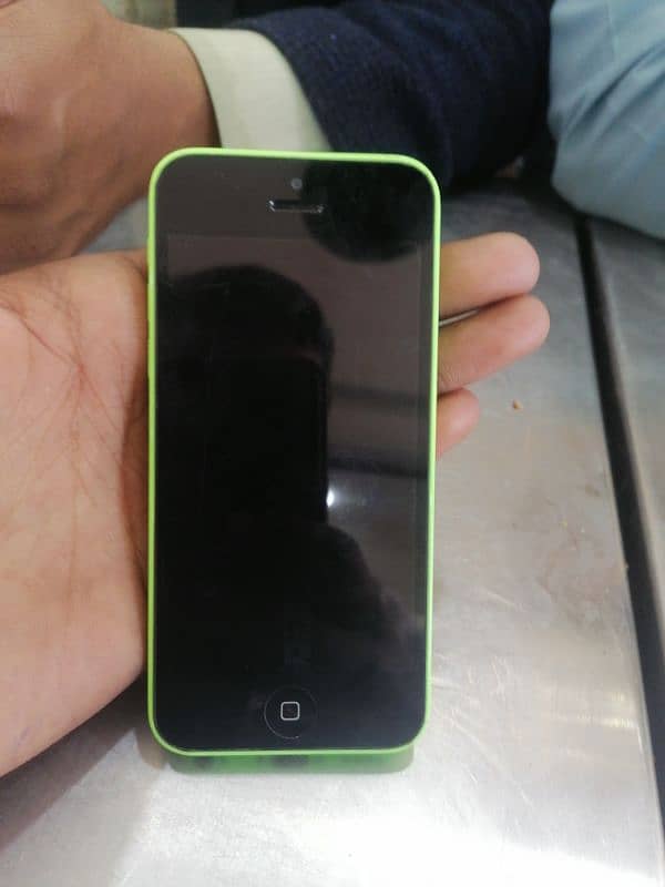 IPhone 5c 10/10 condition all ok bettry timing best hai non PTA 0