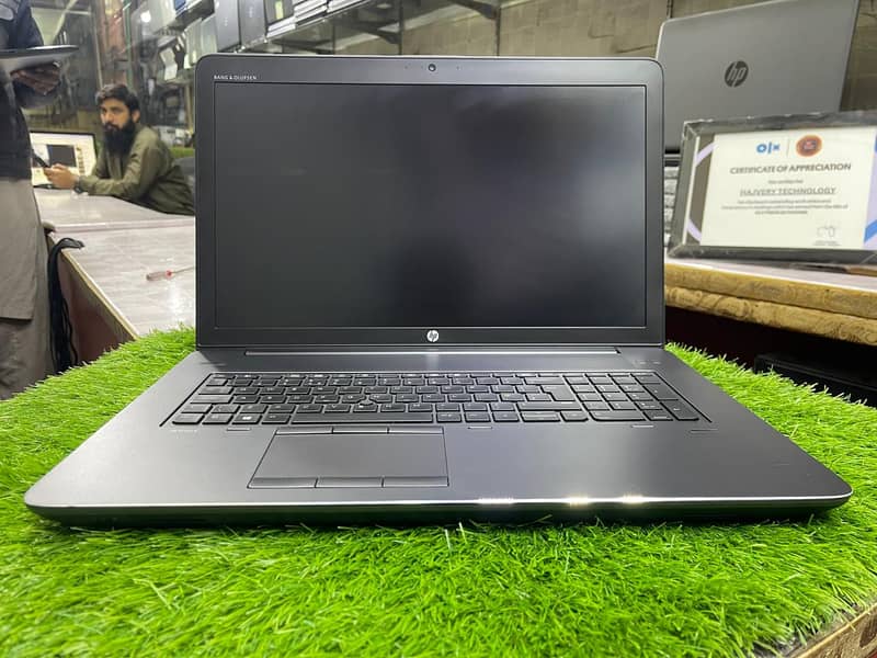 HP ZBook 17 G3 i7 6th 4 GB Nvidia (0322-8832611) 3